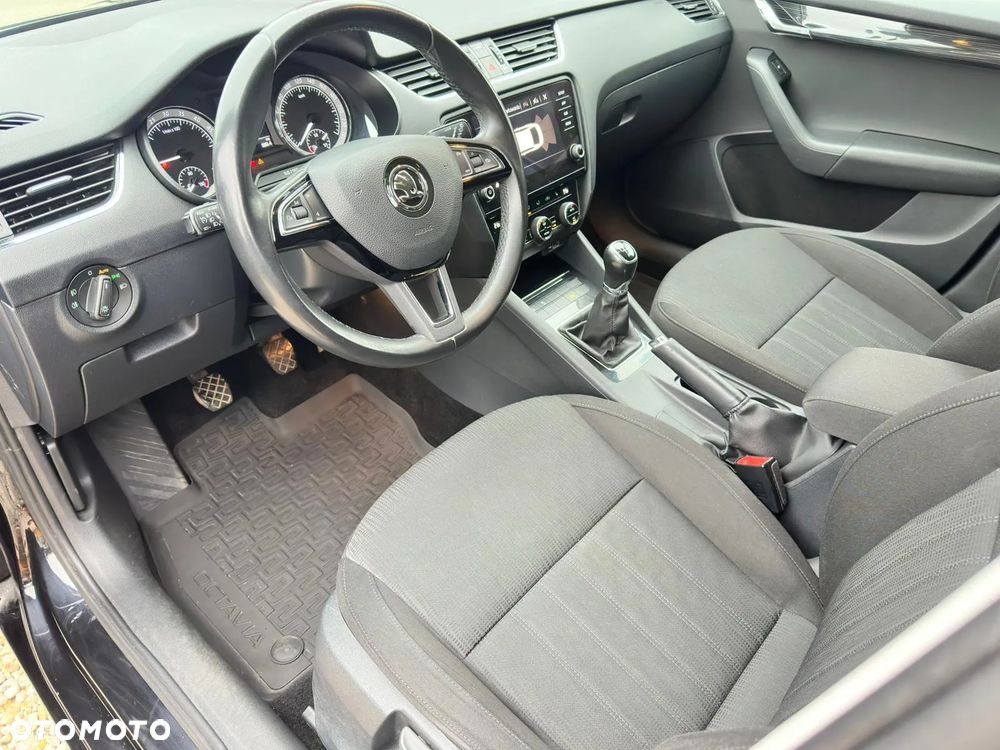 Skoda Octavia 1.6 TDI Style - 2