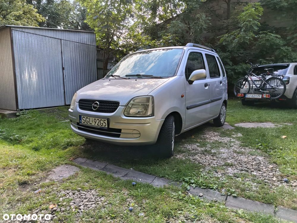 Opel Agila - 2