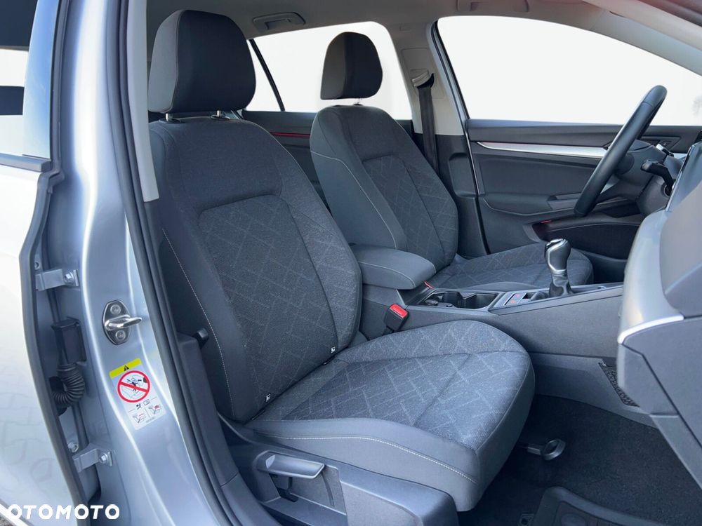 Volkswagen Golf VIII 1.5 TSI EVO Life - 14