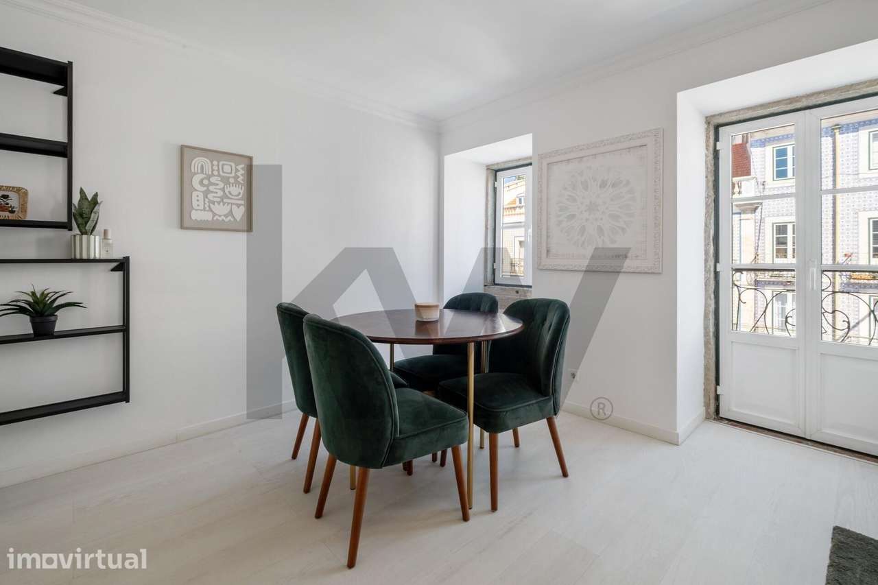 Apartamento T1+1 mobilado em frente aos pastéis de Belém - Grande imagem: 2/21