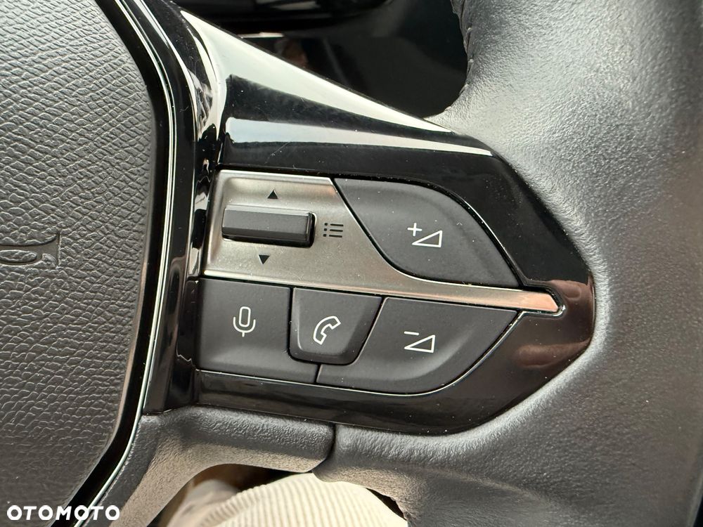 Peugeot 308 1.5 BlueHDi Active Pack S&S - 19