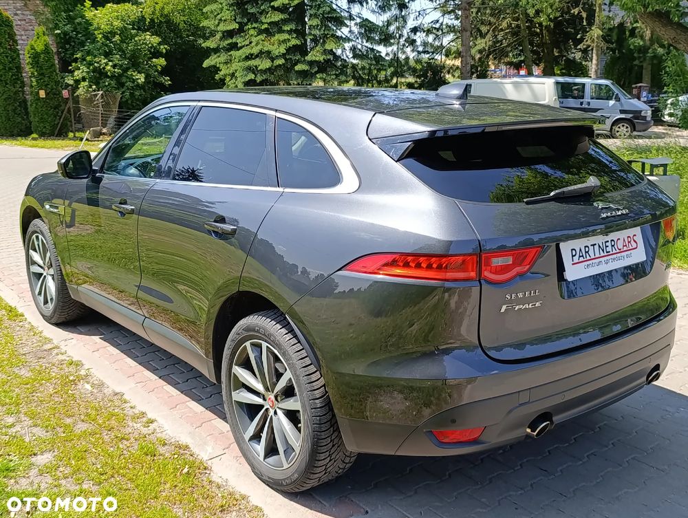 Jaguar F-Pace 2.0 i4P AWD Prestige - 5