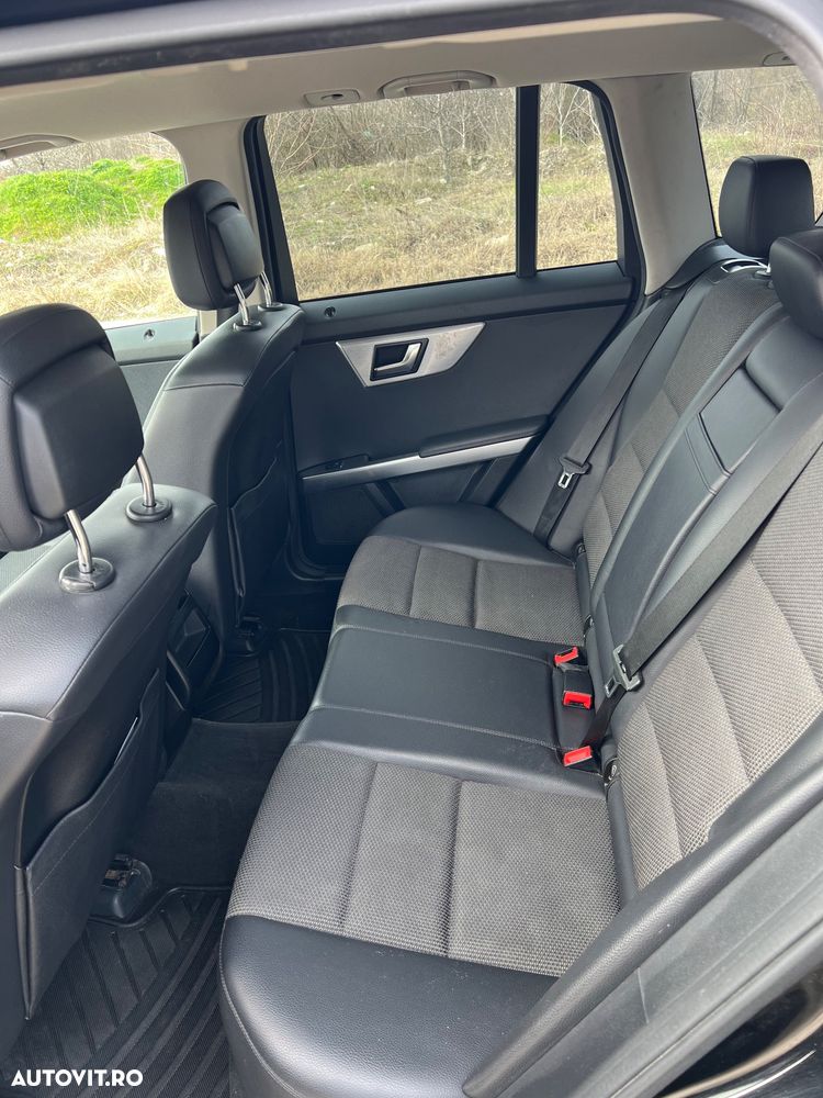 Mercedes-Benz GLK 220 CDI DPF 4Matic BlueEFFICIENCY 7G-TRONIC - 7