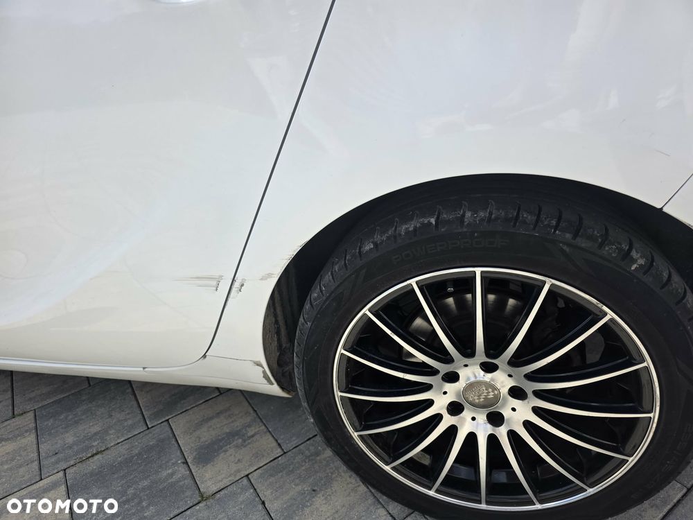 Opel Zafira 1.4 T Cosmo EU6 - 7