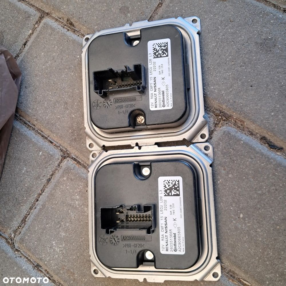 Wiązka PDC 6x czujniki parctronik instalacja Renault Koleos II 2 240700260R przetwornice lamp 260551566R - 8