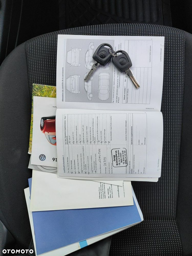 Volkswagen up! Standard - 9