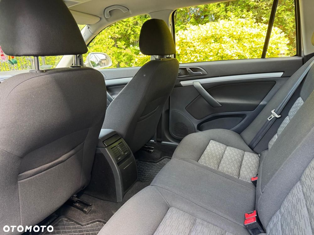 Skoda Octavia 1.4 TSI Ambition - 9