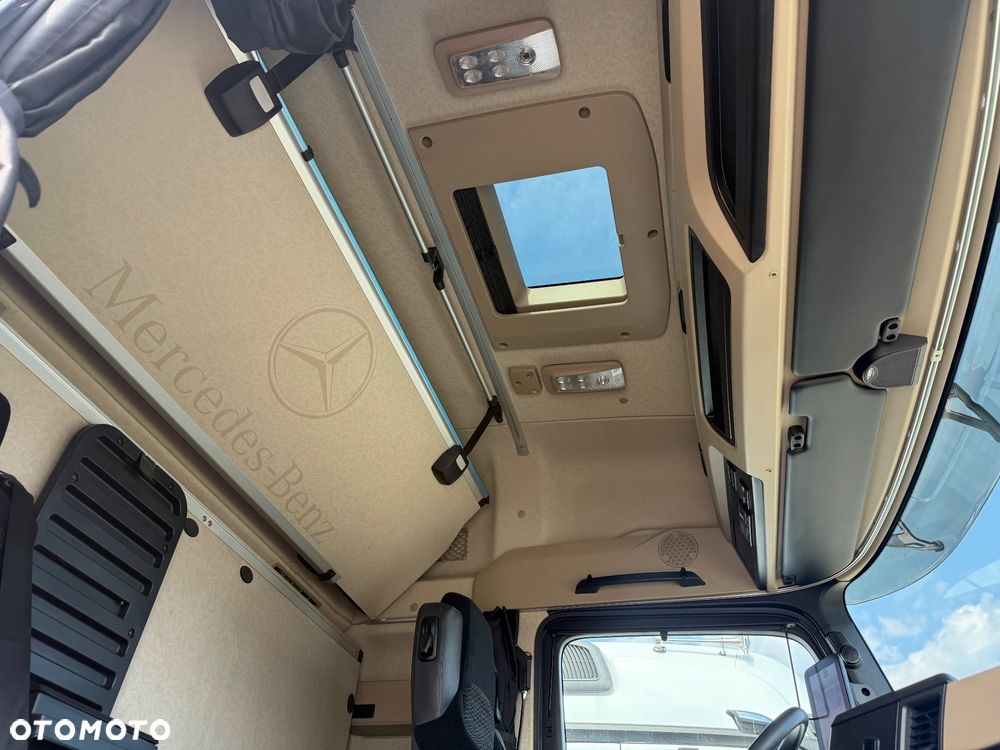 Mercedes-Benz ACTROS 1853 / BIG SPACE / NISKI PRZEBIEG / SALONKA / 3 LETNI KONTRAKT / STAN BDB / / / - 34