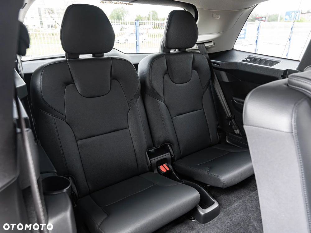 Volvo XC 90 - 29