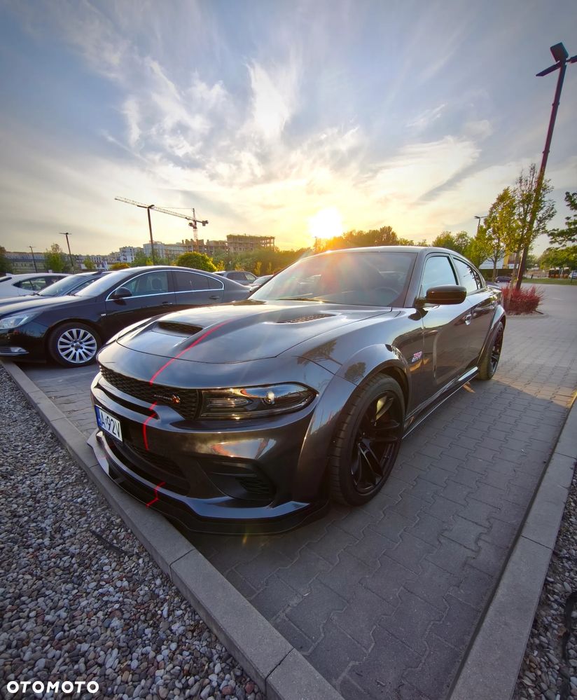 Dodge Charger 6.4 Scat Pack Widebody - 28