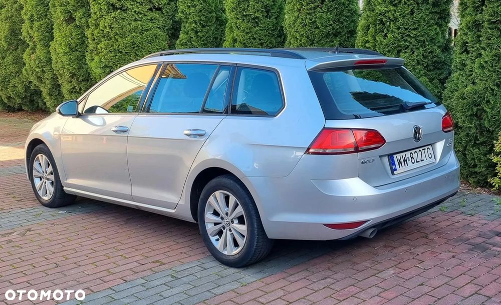 Volkswagen Golf 1.6 BlueTDI DSG Comfortline - 3