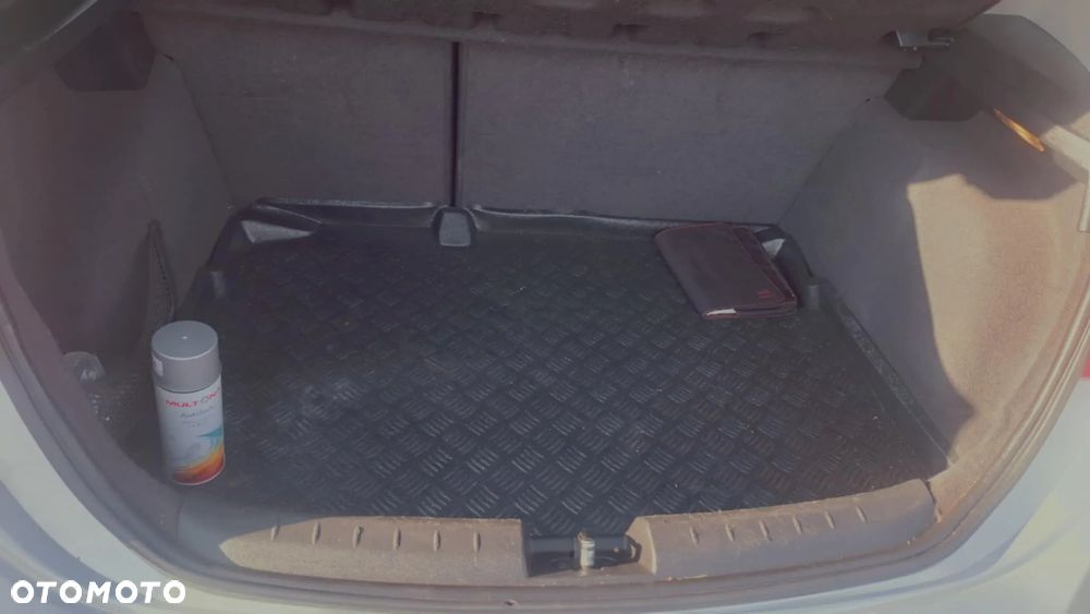 Seat Leon 1.6 Stylance - 9