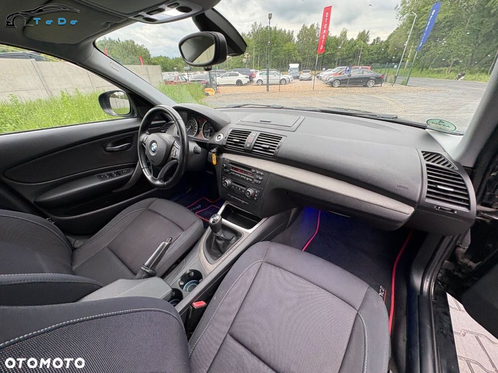 BMW Seria 1 118i Edition Sport - 31