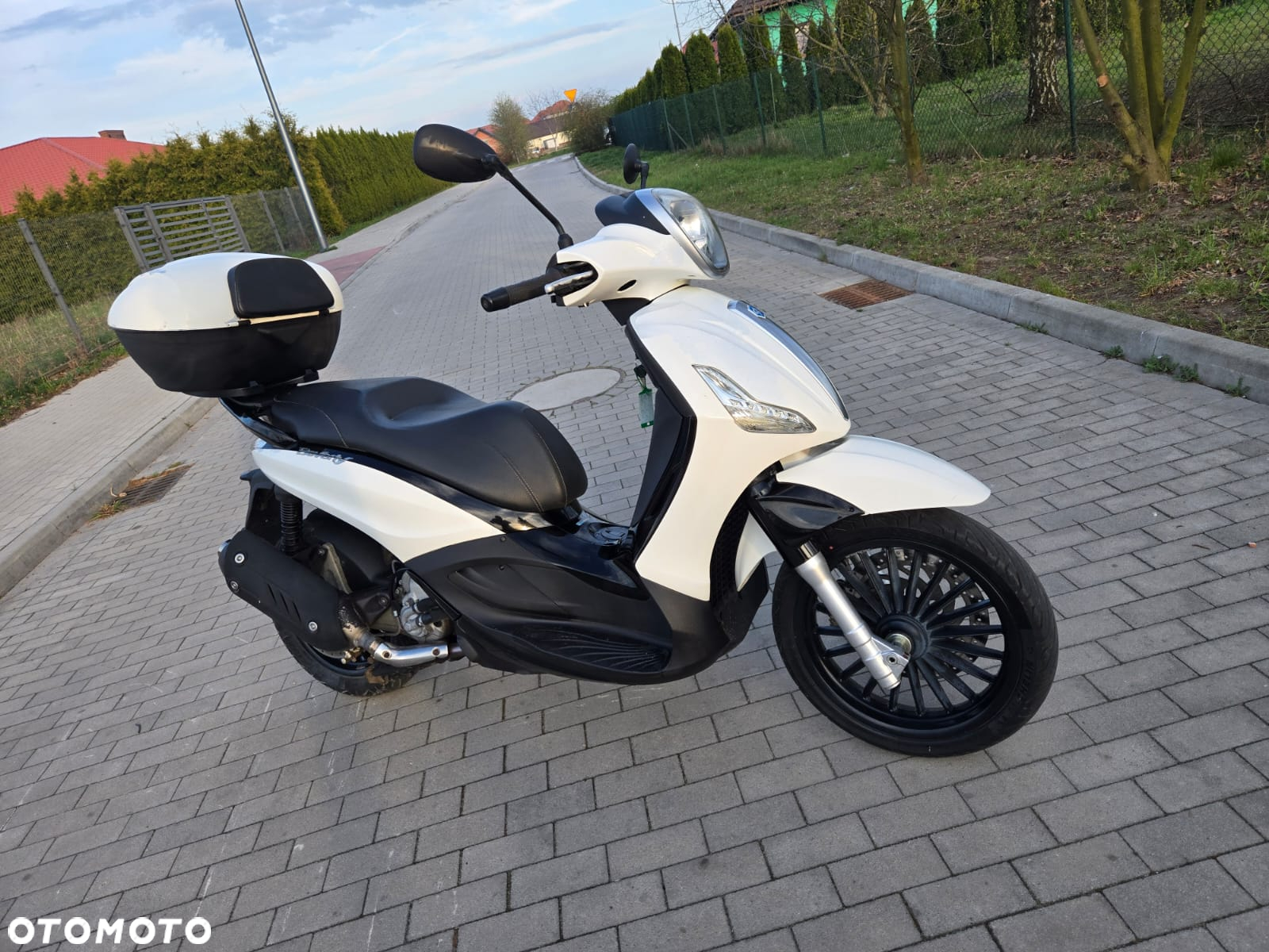 Piaggio Beverly - 15