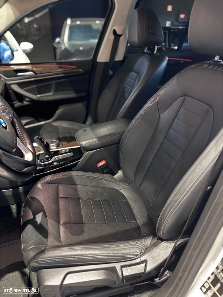 BMW X3 20 d xDrive Line Luxury - 19