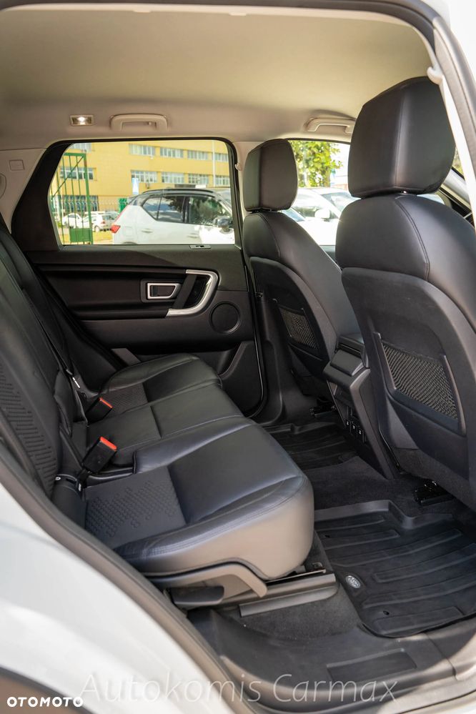 Land Rover Discovery Sport - 21