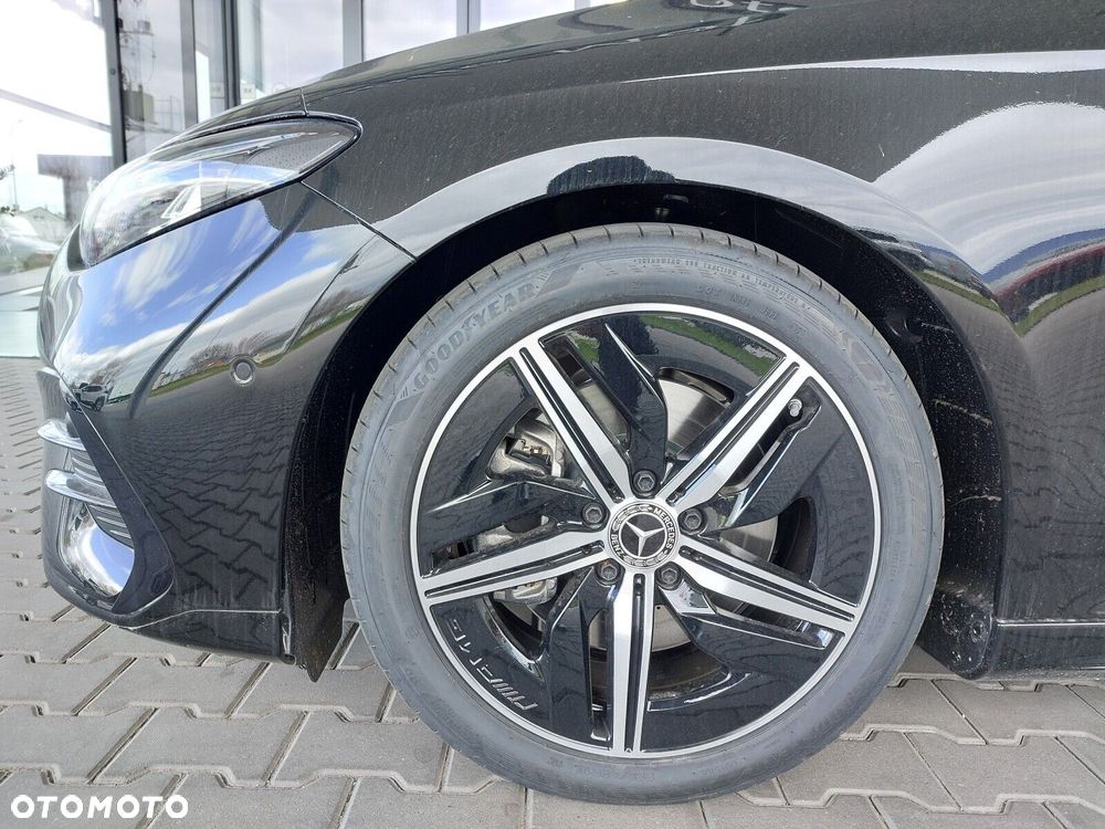 Mercedes-Benz CLA - 11
