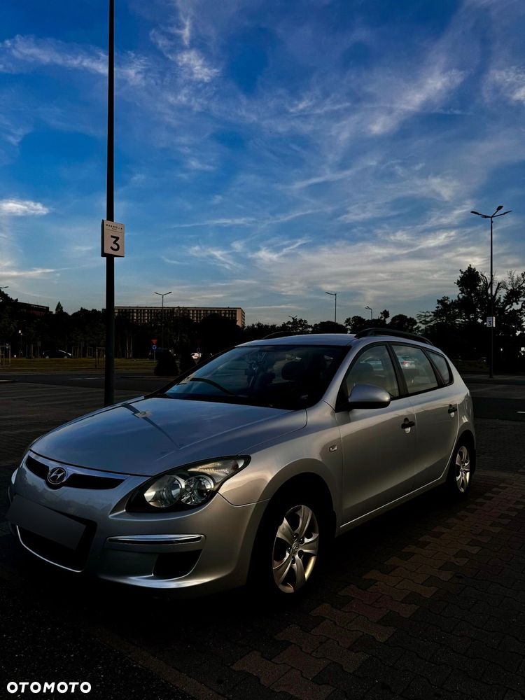 Hyundai i30 1.6 CRDi Base - 3