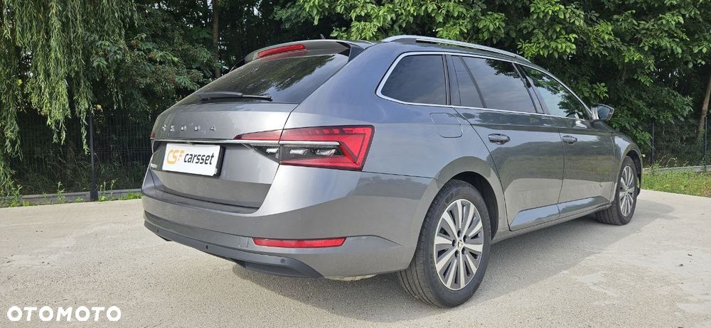 Skoda Superb 2.0 TSI Style DSG - 8