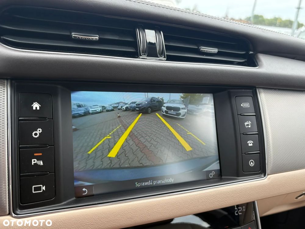 Jaguar XF 2.0 i4D Portfolio - 20