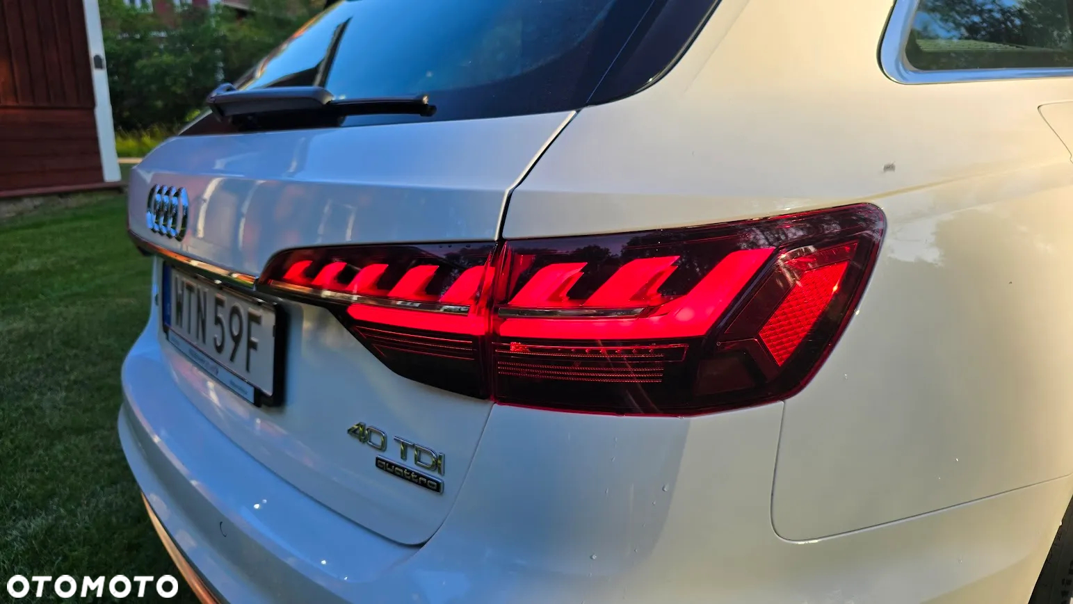 Audi A4 Avant 40 TDI quattro S tronic - 14