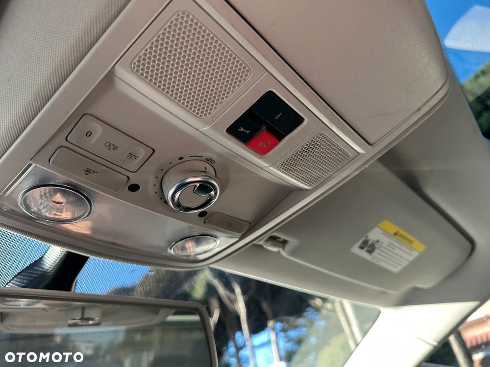 Volkswagen Jetta - 22