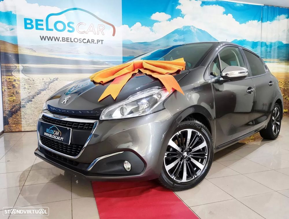 Peugeot 208 1.2 PureTech Signature - 1