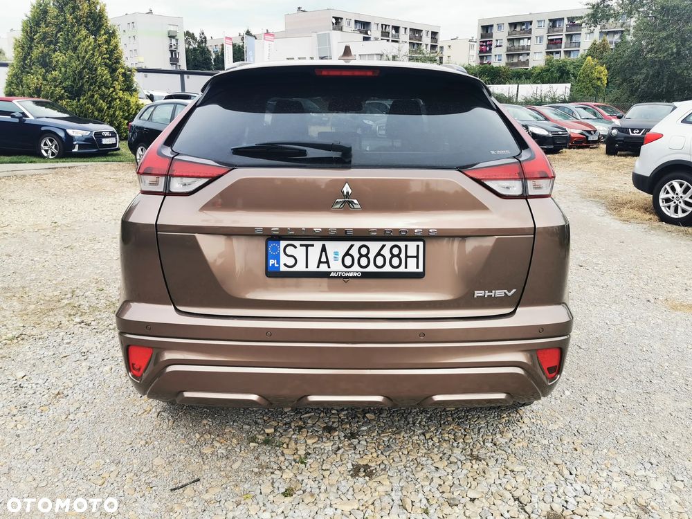 Mitsubishi Eclipse Cross 4WD Top - 8