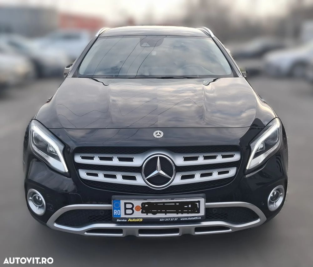 Mercedes-Benz GLA - 9