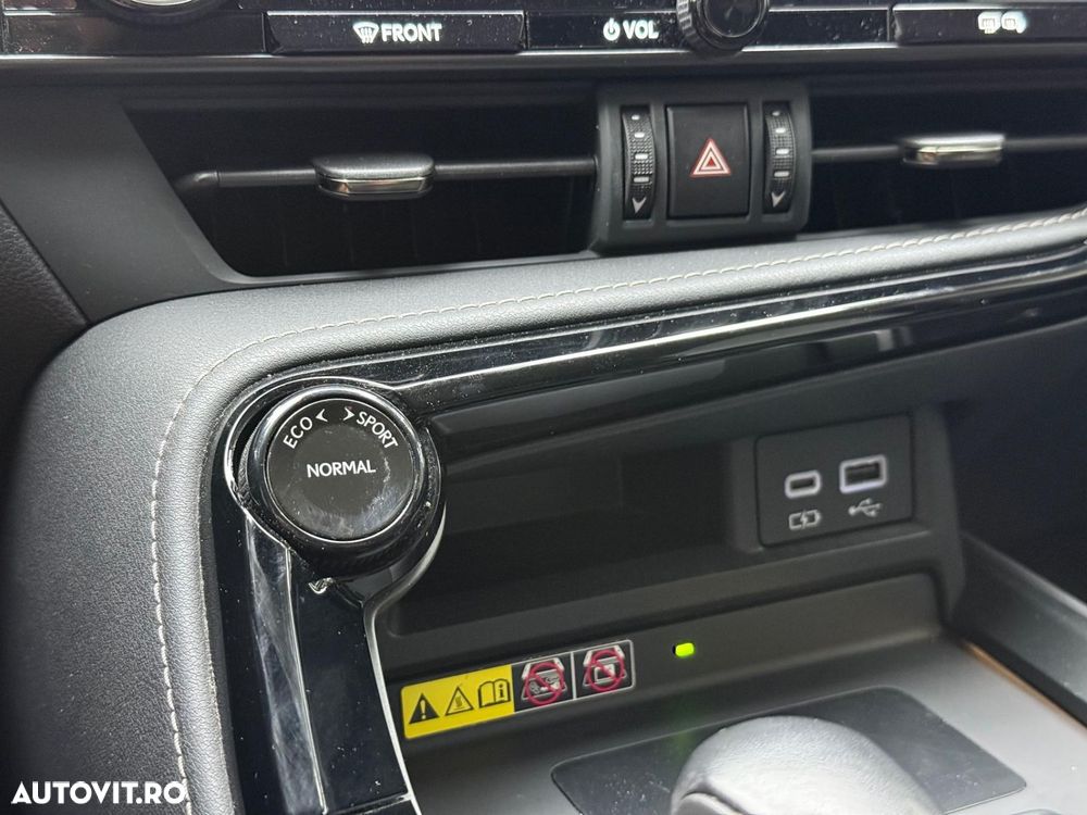 Lexus Seria NX 350h AWD CVT HEV Luxury - 13