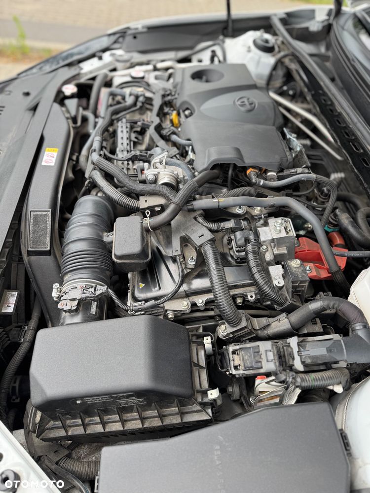 Toyota Camry 2.5 Hybrid Dynamic Force Comfort e-CVT - 9