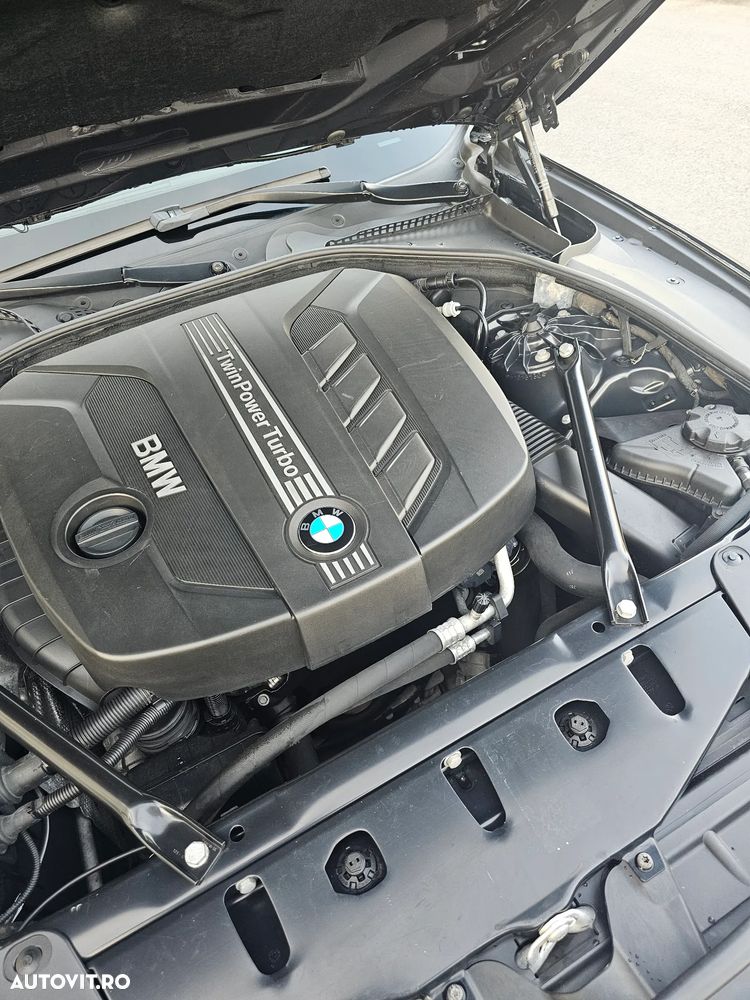 BMW Seria 5 525d xDrive - 3