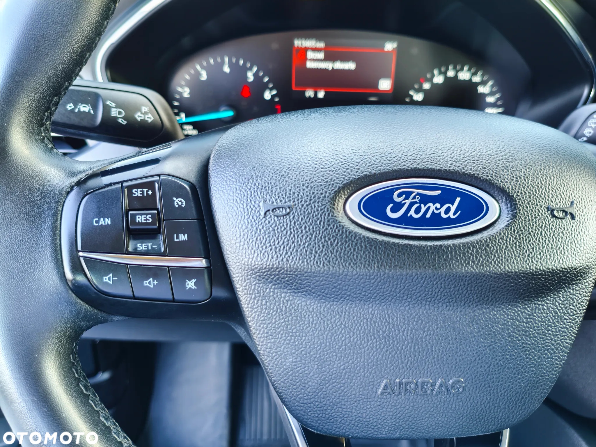 Ford Focus 1.0 EcoBoost Titanium - 14
