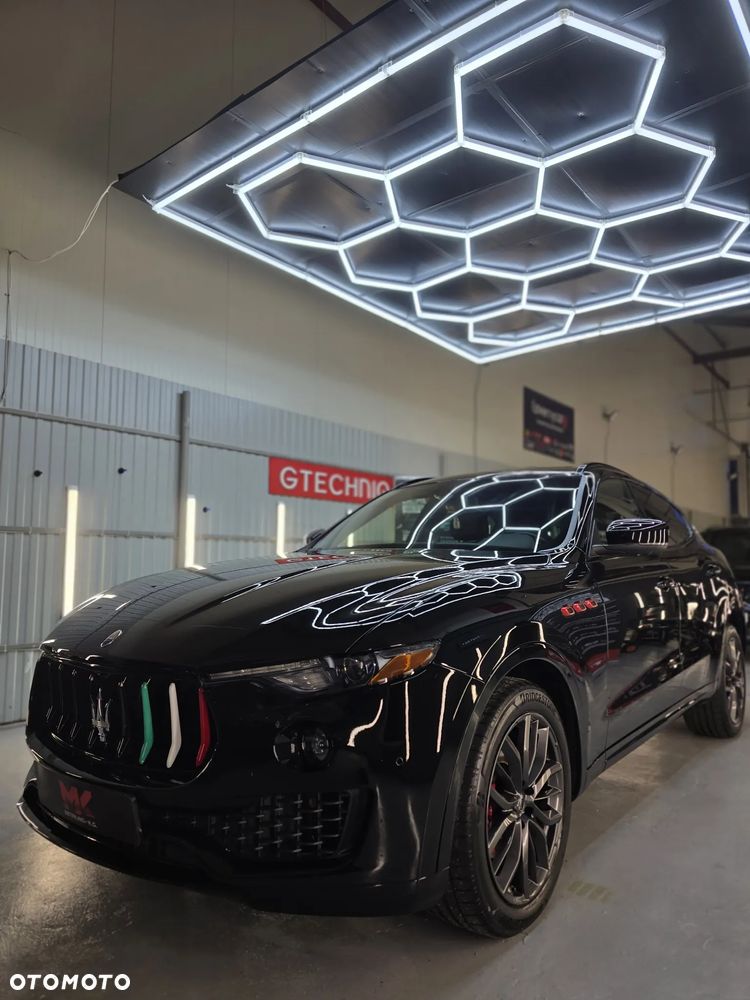 Maserati Levante Q4 - 11