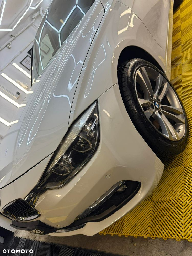 BMW Seria 3 330i Luxury Line - 5