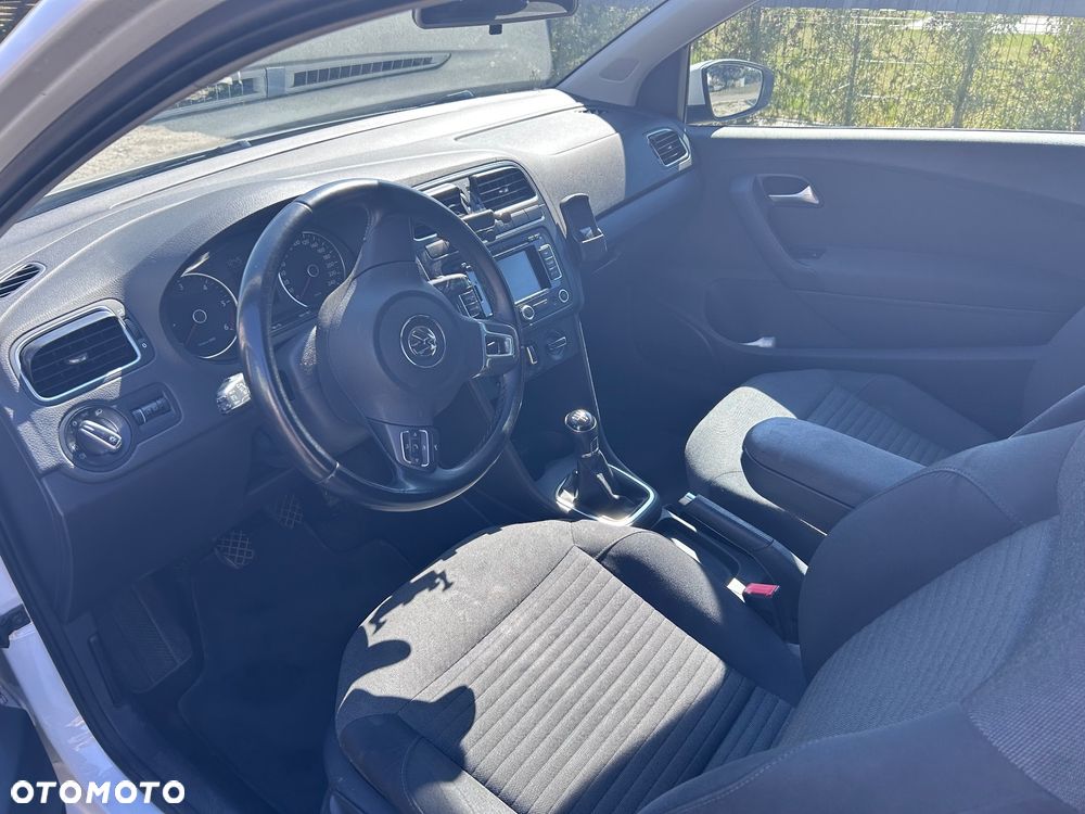 Volkswagen Polo 1.6 TDI DPF Highline - 5