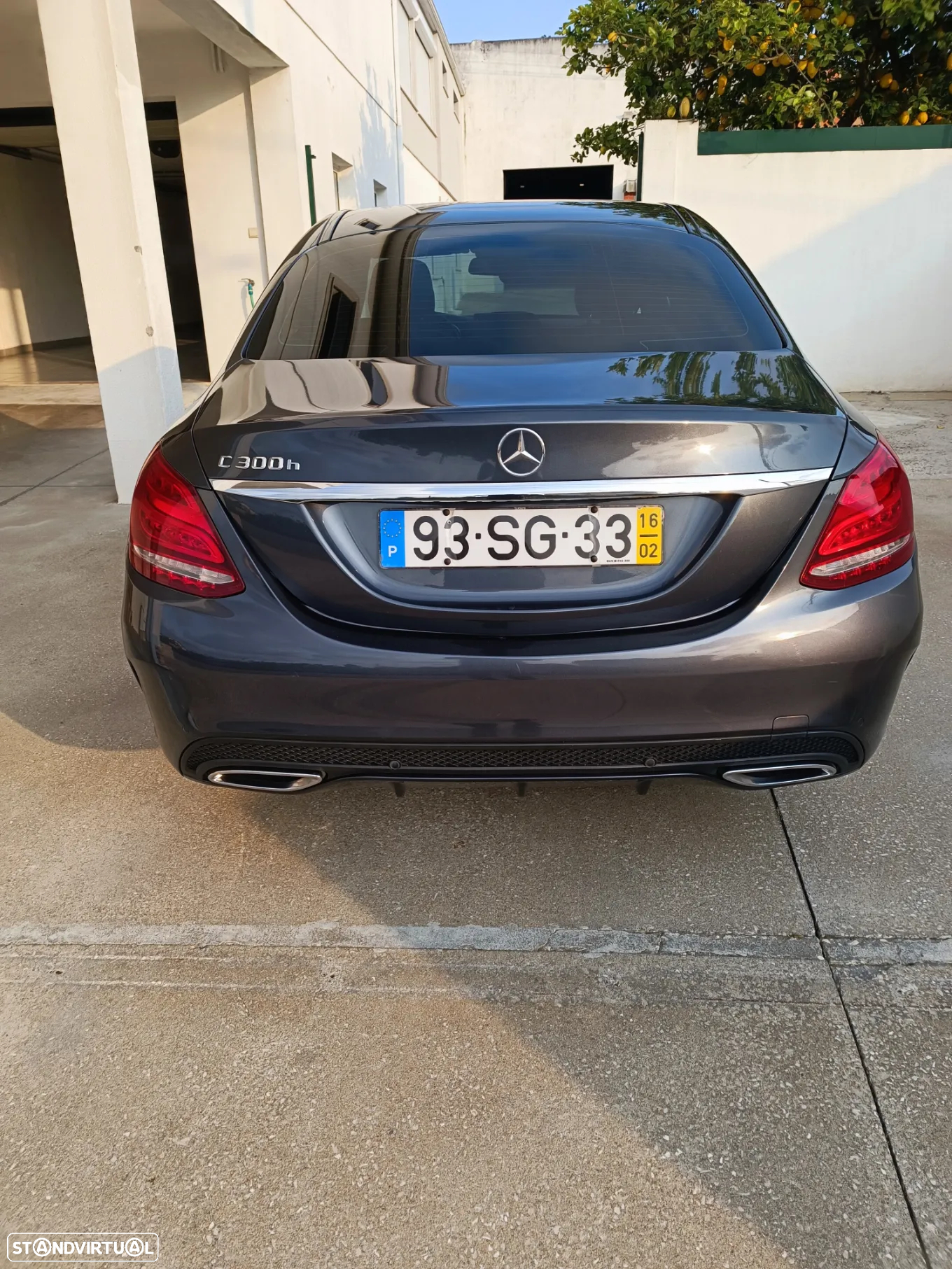 Mercedes-Benz C 300 BlueTEC Hybrid AMG Line - 5