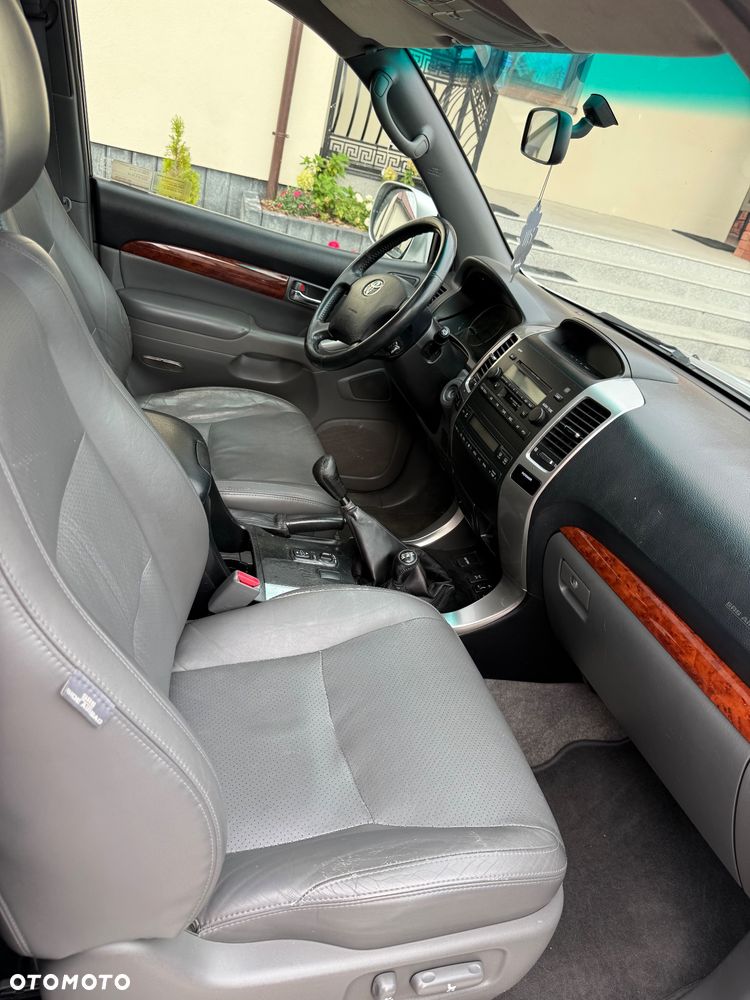Toyota Land Cruiser 3.0 D Luna Comfort - 26