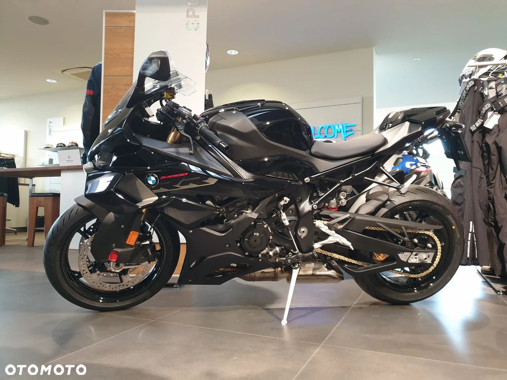 BMW S - 3