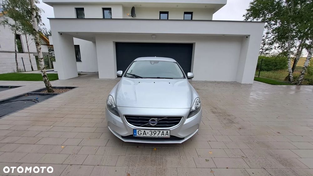 Volvo V40 - 2