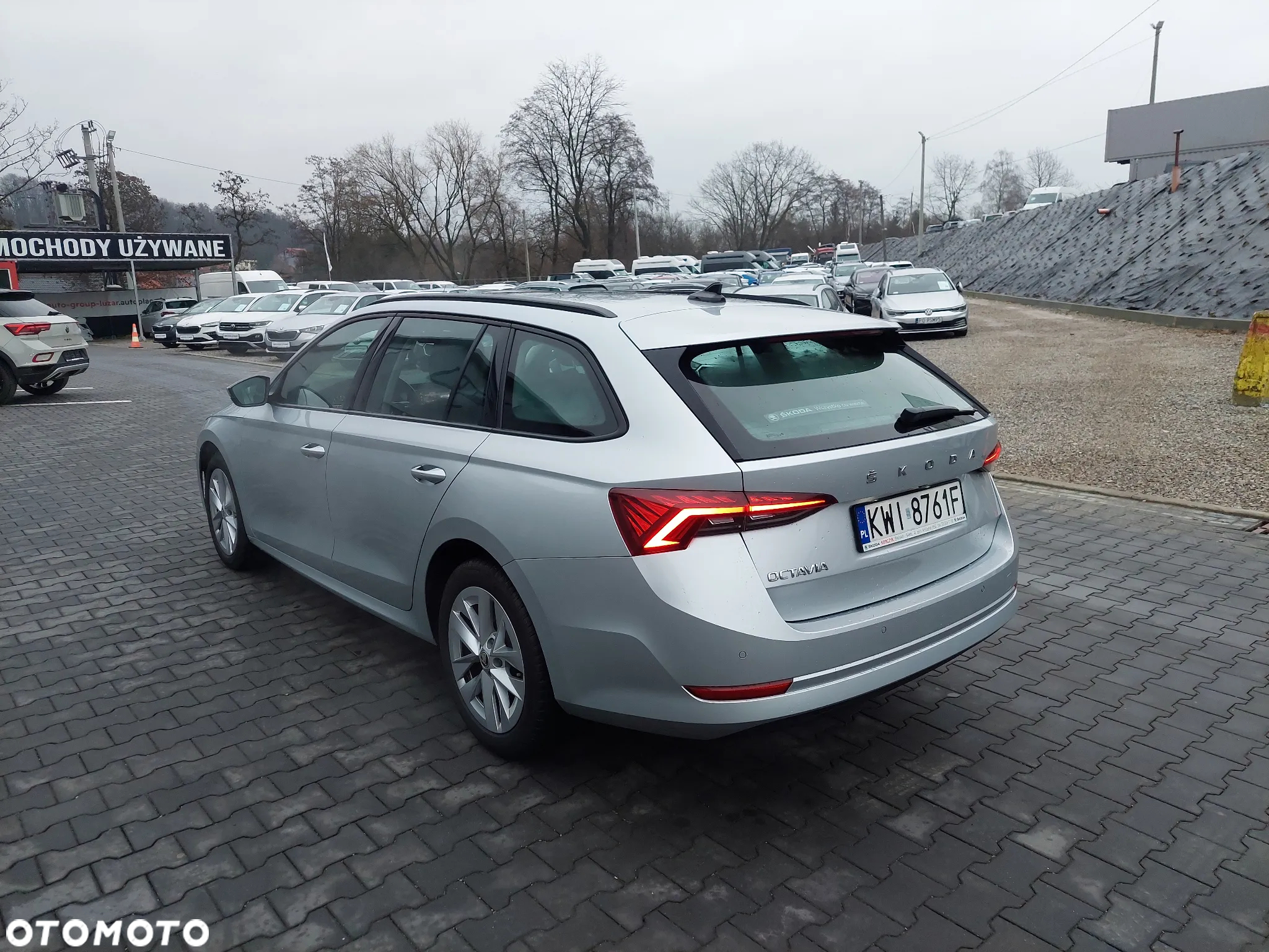 Skoda Octavia 2.0 TDI Ambition DSG - 5