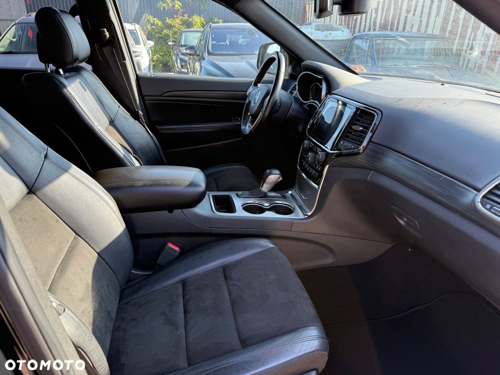 Jeep Grand Cherokee 3.6 V6 Laredo - 11