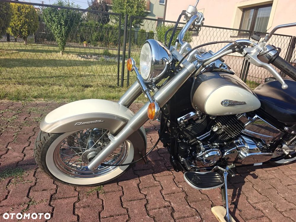 Yamaha XVS - 22