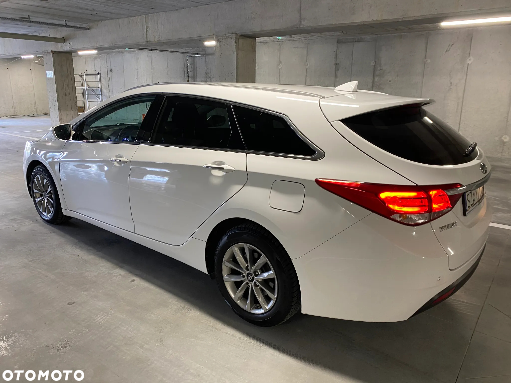 Hyundai i40 1.7 CRDi BlueDrive Business DCT - 2