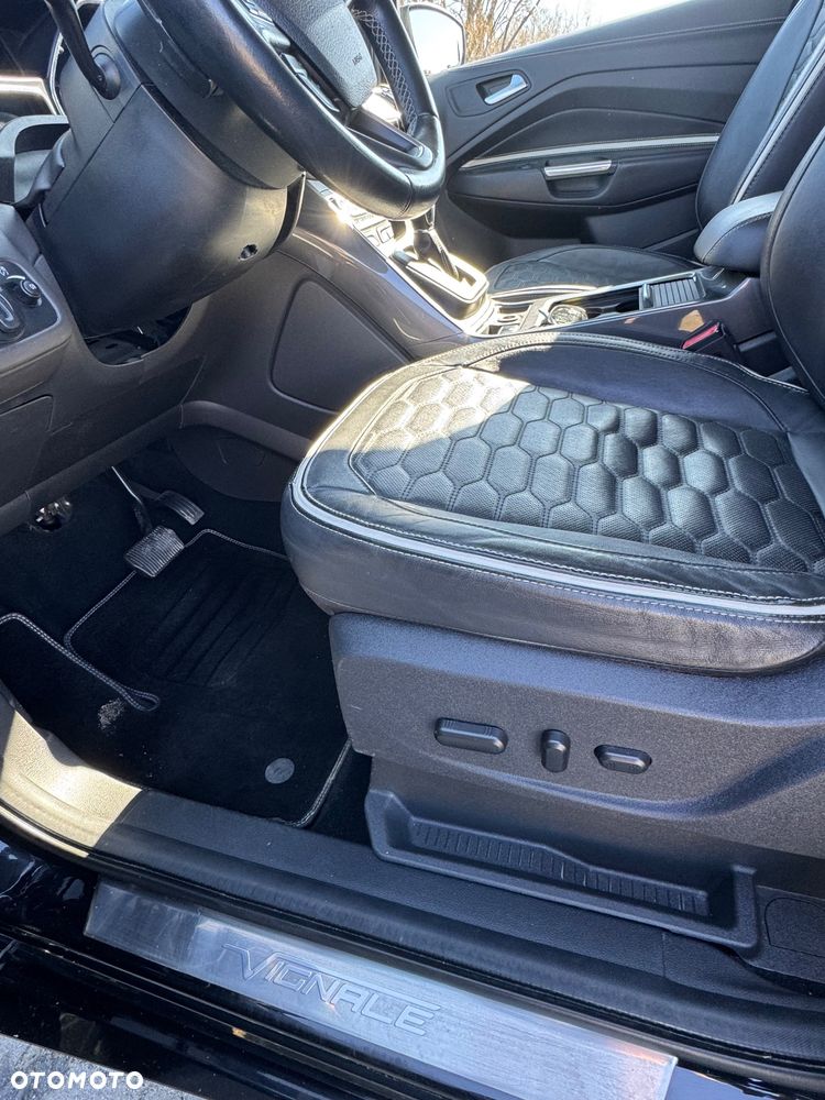 Ford Kuga Vignale 2.0 TDCi AWD - 23
