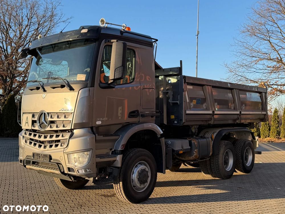 Mercedes-Benz AROCS 3345 6x6 WYWROTKA TRÓJSTRONNA Z BORDMATIKIEM - 1