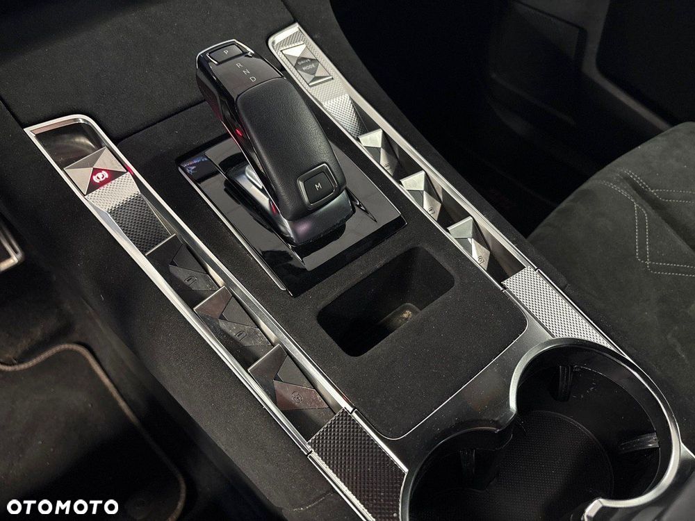 DS Automobiles DS 7 Crossback 1.5 BlueHDi Performance Line - 12