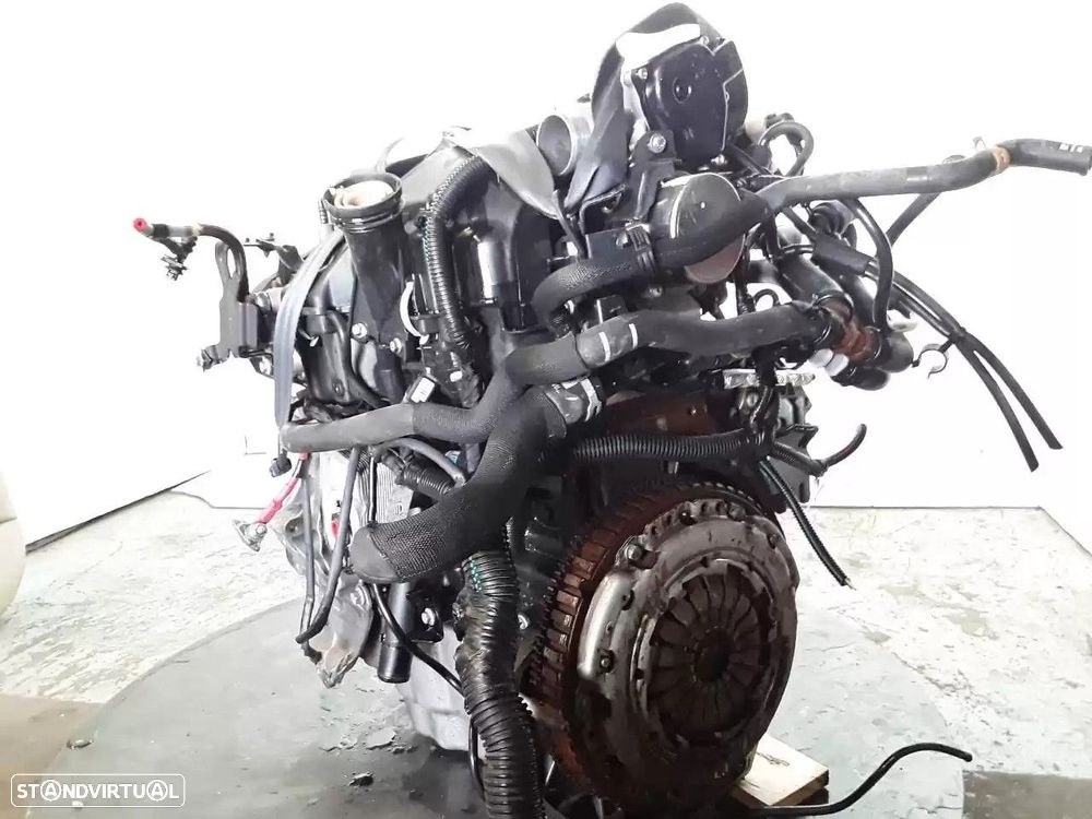MOTOR COMPLETO DACIA SANDERO II 2012 - 4