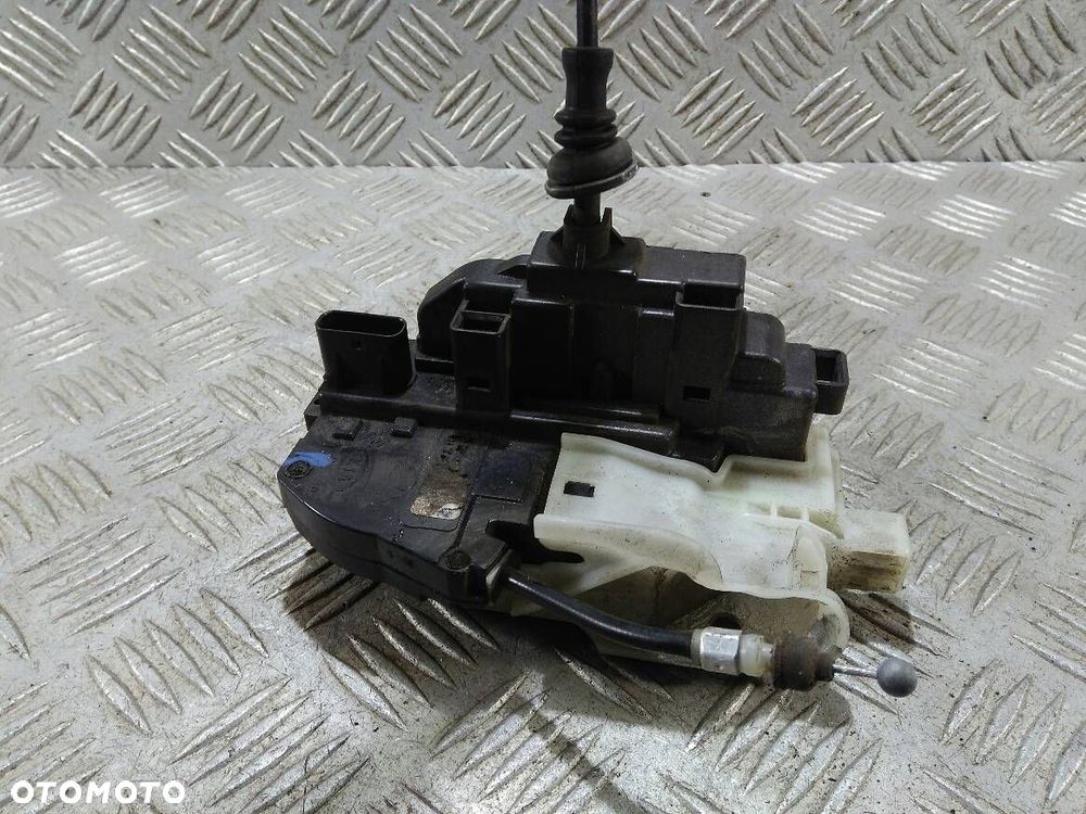 ZAMEK DRZWI LEWY PRZEDNI KIA CEED - 1