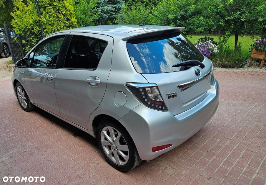 Toyota Yaris - 7